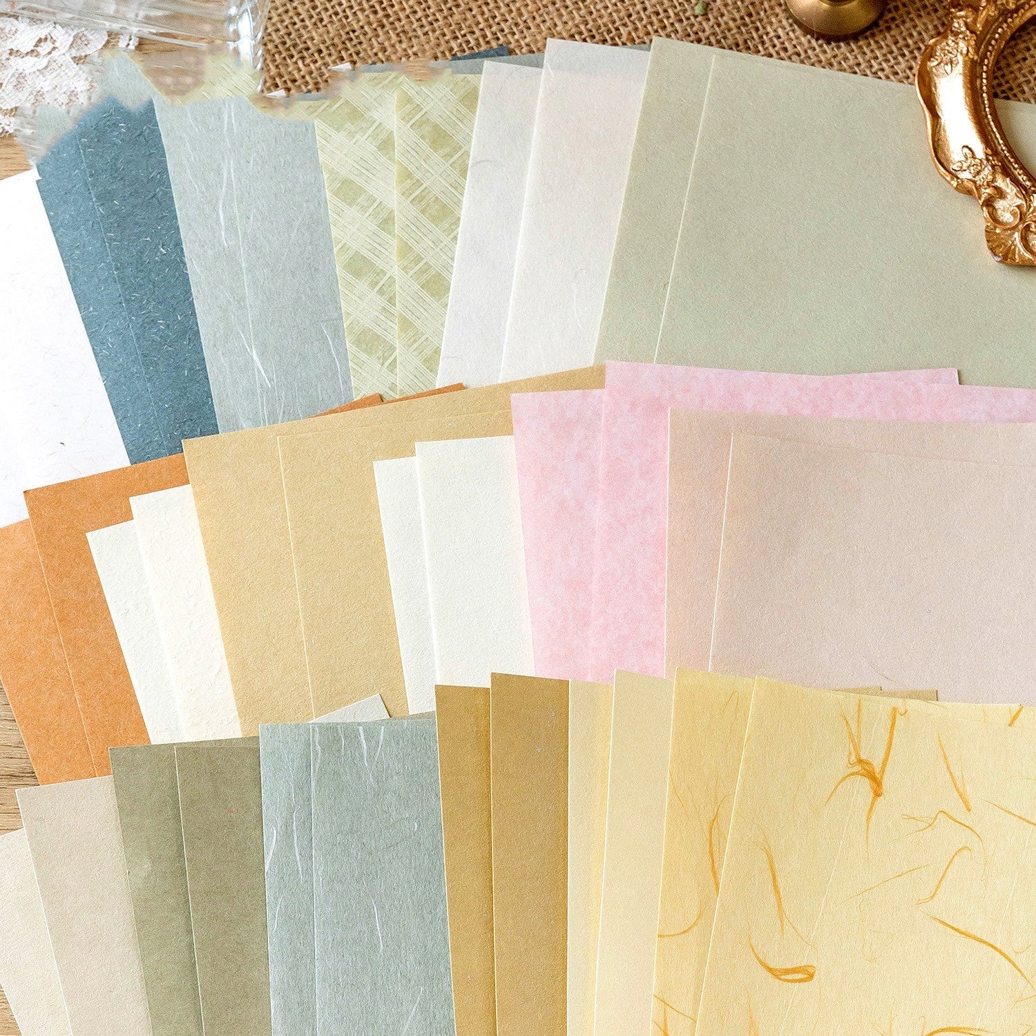 Light Retro Salt Small Floral Journal Material